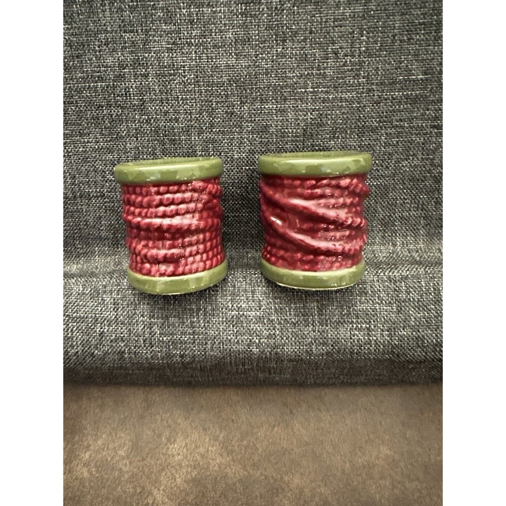 NWOT Thread Crafter Salt And Pepper Collectible Shaker set